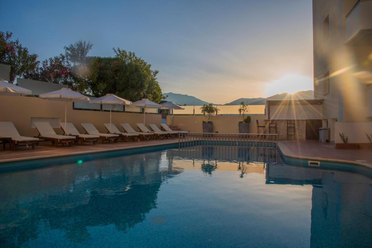 Hotel Astron Princess Karpathos Exterior foto