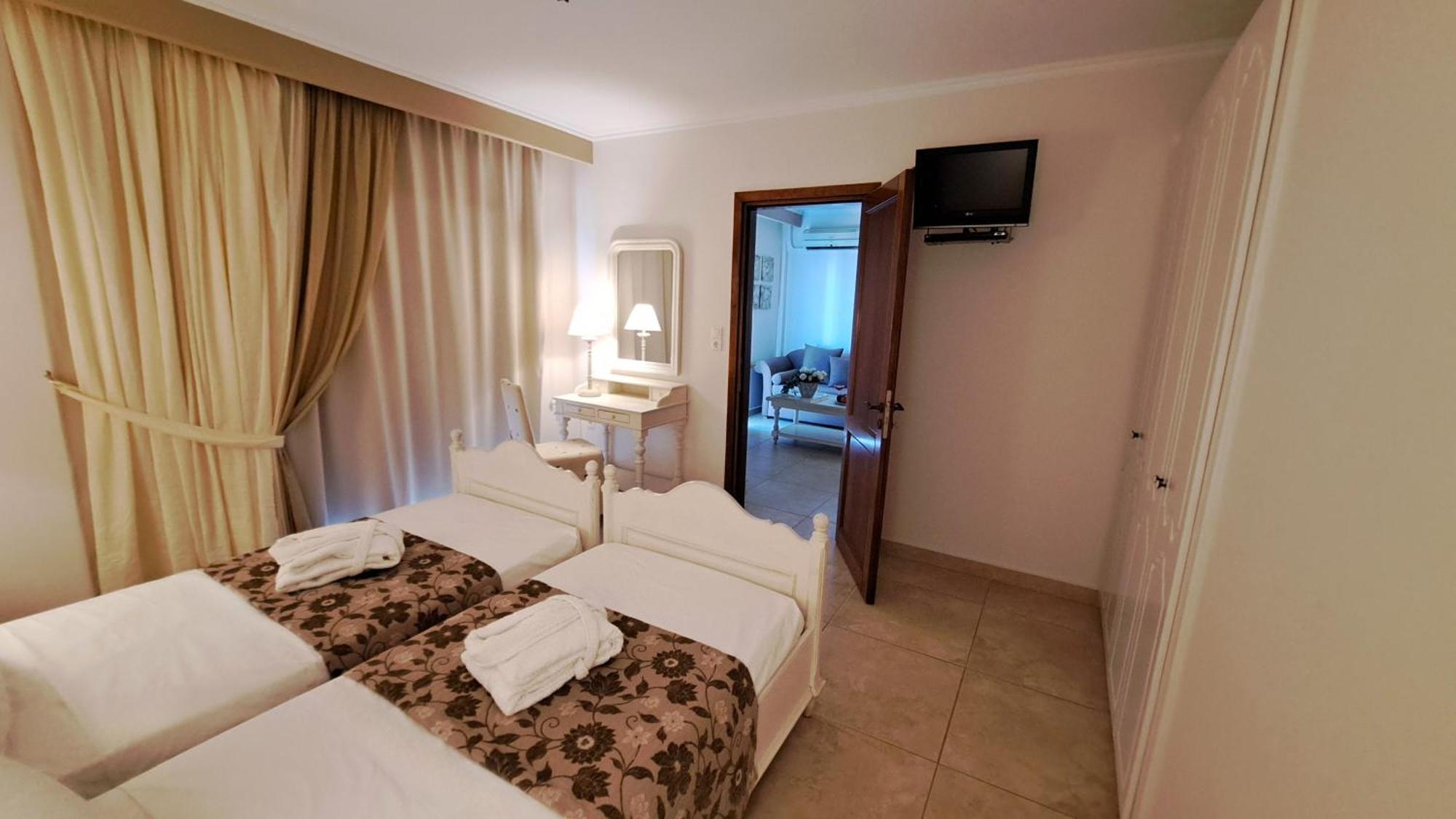 Hotel Astron Princess Karpathos Exterior foto